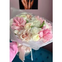 Букет цветов «Хлоя»