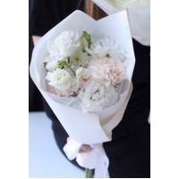 Букет цветов «Айприл»