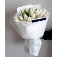 Букет цветов «Белые Тюльпаны»